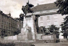 Pomník Františka Palackého v Praze. 