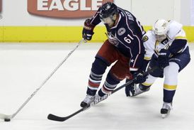 I přes produktivitu Václava Prospala nestačil Columbus (v modrém) na Nashville.