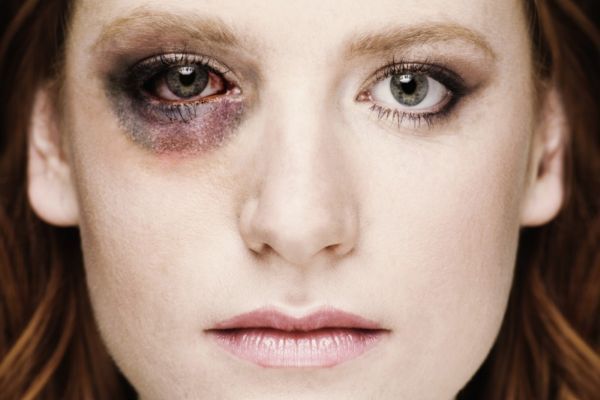 Jen během ledna až září vykázali policisté z bytu přes 900 agresorů.