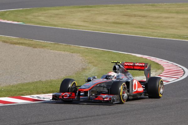 McLaren Lewise Hamiltona.