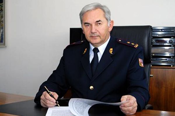 Šéf hasičů Miroslav Štěpán se chystá do Senátu.
