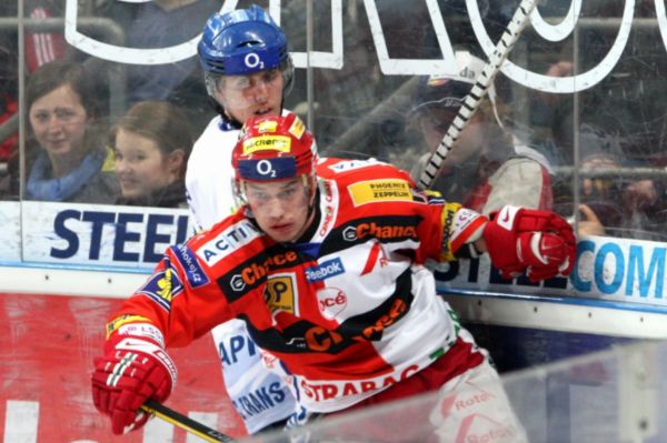 Miroslav Holec ještě minulou sezónu oblékal dres Slavie, teď pomohl k jejímu debaklu.