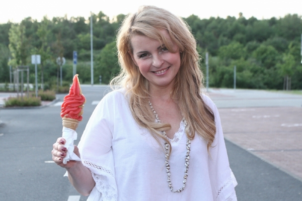 Iveta Bartošová.