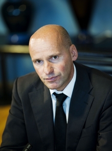 Obhájce Geir Lippestad má mimořádně nepopulárního klienta.