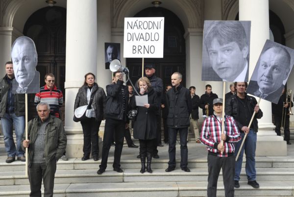 Demonstrace divadelníků v Brně.