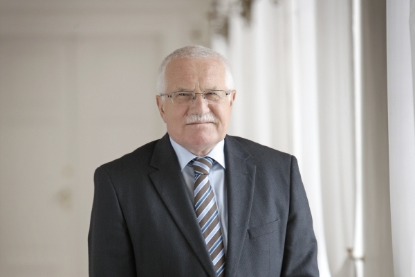 Může si člověk v Česku koupit prezidentskou milost?