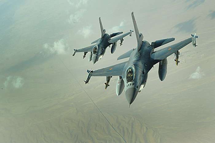 Vládci vzduchu. Letouny F-16 Fighting Falcon nad Afghánistánem.