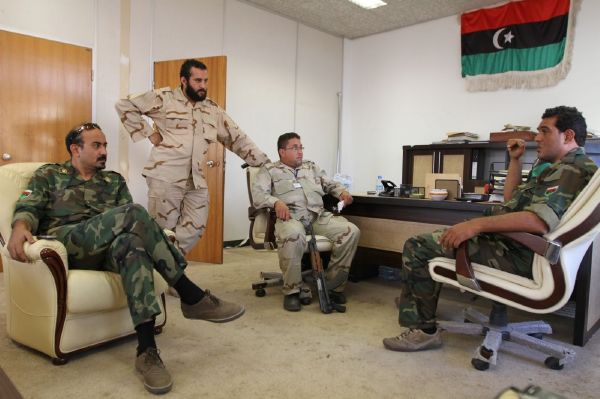 Kdo ovládne Libyi? Velitelé přechodné rady.