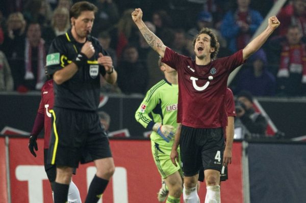 Fotbalisté Bayernu Mnichov nestačili na Hannover.