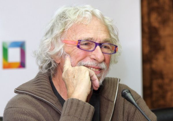 Pierra Richard přijede do Prahy představit víno nazvané Stříbrná svatba. Pierra Richard přijede do Prahy představit víno nazvané Stříbrná svatba.