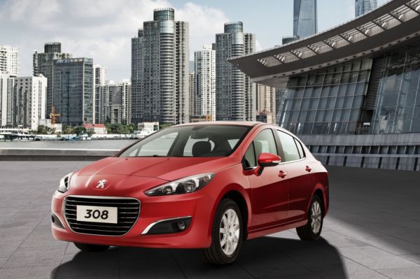 Peugeot 308 sedan vstoupil na čínský trh.