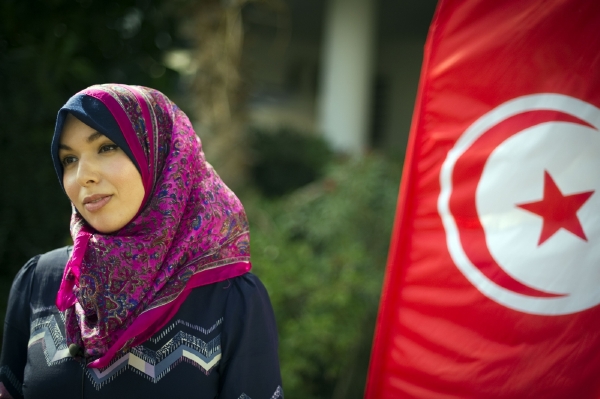 Na předvolební kampani islamistů se podílela i dcera stranického předsedy Intissar Ghannúšíová.