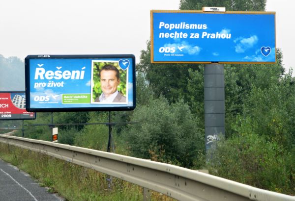 Komunistům se nepodařilo prosadit strop nákladů pro předvolební kampaně (ilustrační foto).