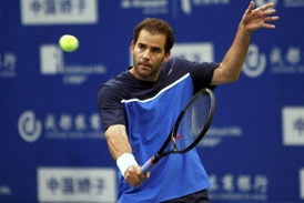 Tenisová legenda Pete Sampras (na snímku) prorokuje Safinovi úspěšnou politickou kariéru.