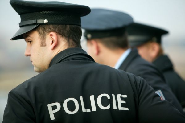Moravskoslezští policisté pátrají druhým dnem po svém kolegovi (ilustrační foto).