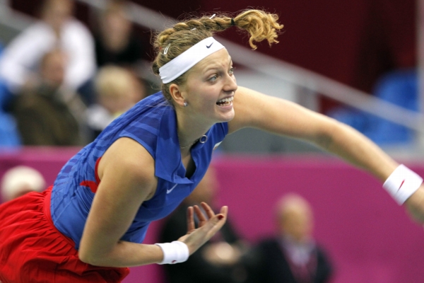 Petra Kvitová v úvodním utkání Fed Cupu porazila Marii Kirilenkovou.