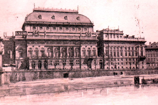 Národní divadlo v Praze. Centrum českého divadla i pražských kapsářů.