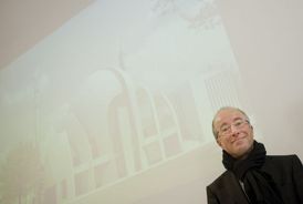 Architekt Böhm se mohamedánům znelíbil.