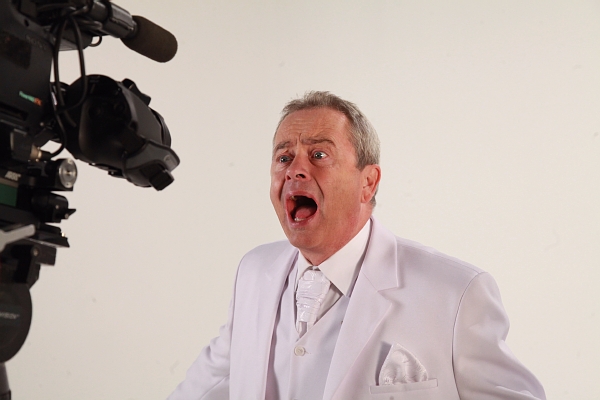 Alexander Hemala láká svým řevem diváky k účasti na projektu Scream for Cool.