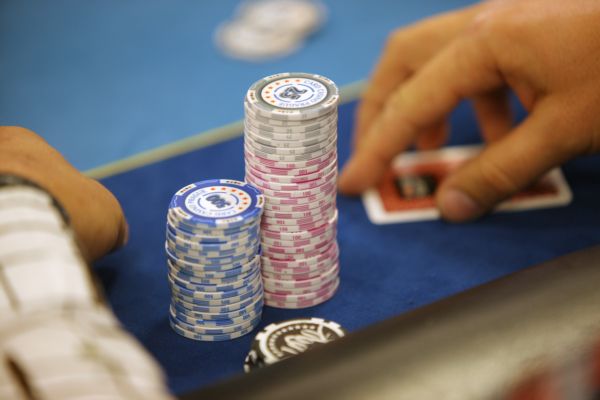 Vyhraje poker?