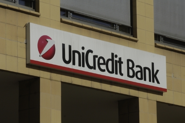 V Česku je UniCredit podle objemu aktiv čtvrtou největší bankou.