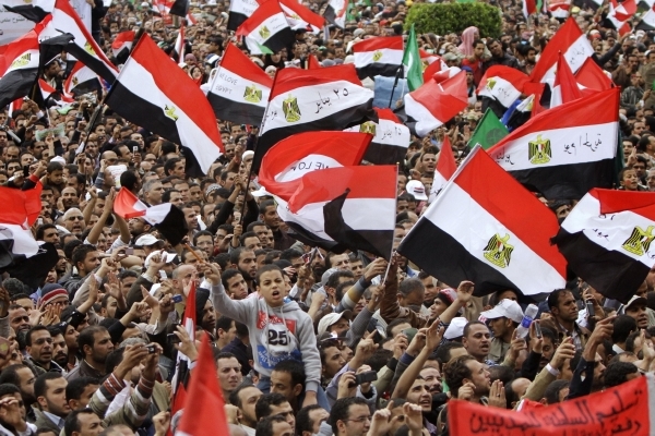 Egypt protestuje proti krokům dočasné vojenské rady. Egypt protestuje proti krokům dočasné vojenské rady.