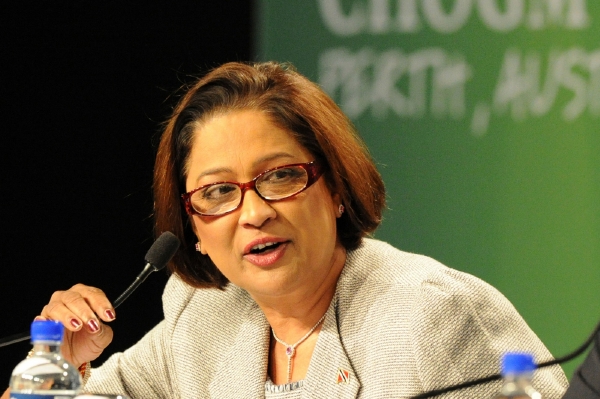Premiérka Kamla Persadová-Bissessarová se snaží s organizovaným zločinem bojovat.