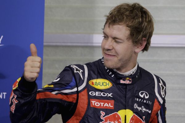 Sebastian Vettel ovládl 15. kvalifikaci.
