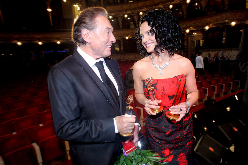 Tradiční vítězové Českých slavíků. Lucie Bílá a Karel Gott. I v roce 2011 dostali od fanoušků nejvíc hlasů. 