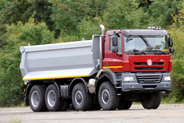Odborníci ohodnotili Tatru Phoenix jako druhý nejlepší vůz v anketě Truck of hte Year.