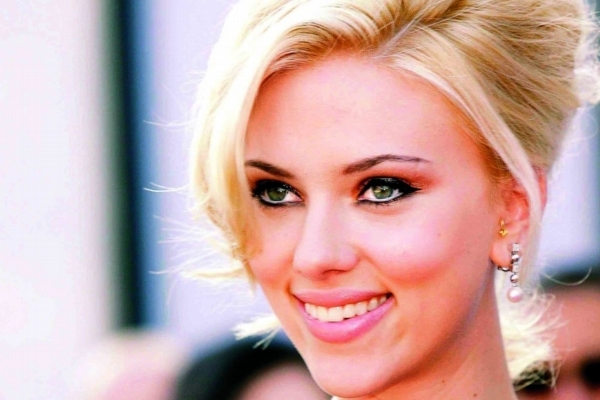 Scarlett Johanssonová. 