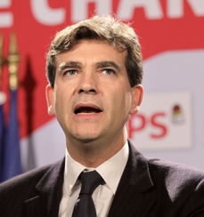Socialista Montebourg viní kancléřku Merkelovou z politiky á la Bismarck.