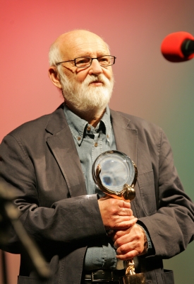 Jan Švankmajer přebírá Křišťálový glóbus na 44. ročníku filmového festivalu v Karlových Varech