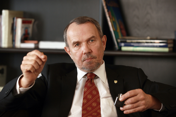 Petr Hájek, vicekancléř prezidenta Václava Klause.