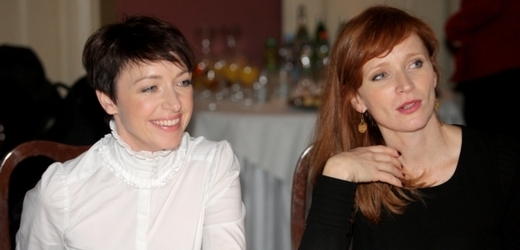 Zleva Tatiana Vilhelmová a Aňa Geislerová.