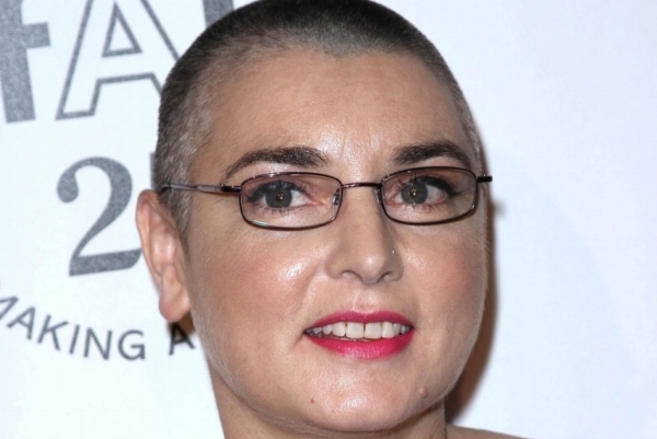 Sinéad O'Connorová.