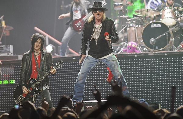 Guns N' Roses.