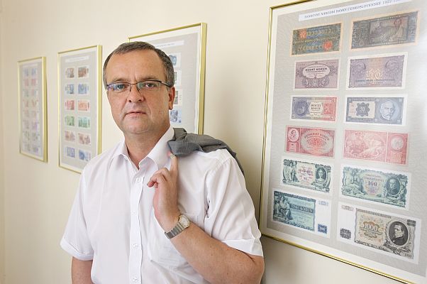 Ministr financí Miroslav Kalousek. Ministr financí Miroslav Kalousek.