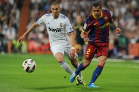 Karim Benzema (vlevo) otevřel gólový účet zápasu hned po dvaceti sekundách hry.
