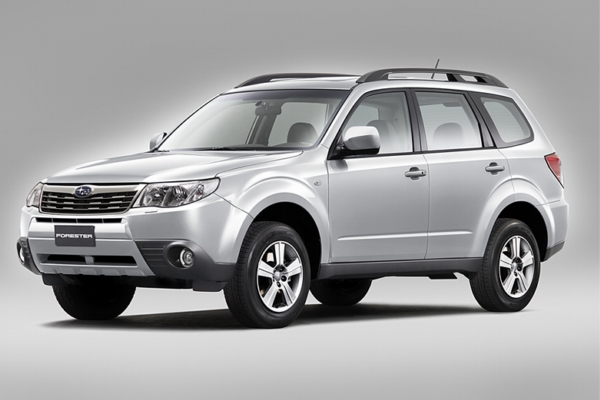 Třetí generace Subaru Forester prošla lehkým faceliftem a její výraz je nyní modernější.