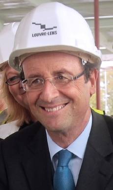 Socialista Hollande myslí, že by Berlín přesvědčil k ústupkům ve věci Evropské centrální banky a eurobondů.