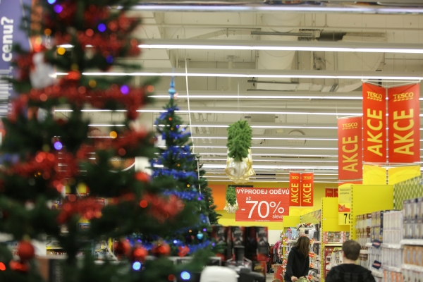 Odboráři chtějí omezit otevírací dobu supermarketů o svátcích (ilustrační foto).