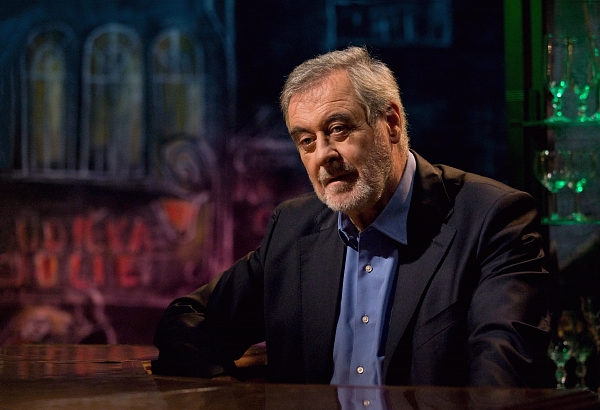 Michal Prokop jako moderátor talk show Krásný ztráty.