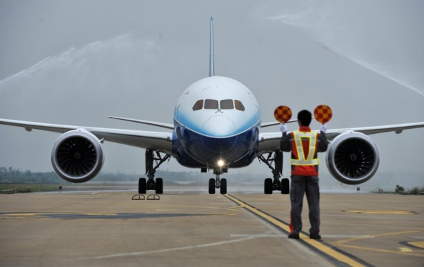 Boeing vyrábí i obří letadla 787 Dreamliner.
