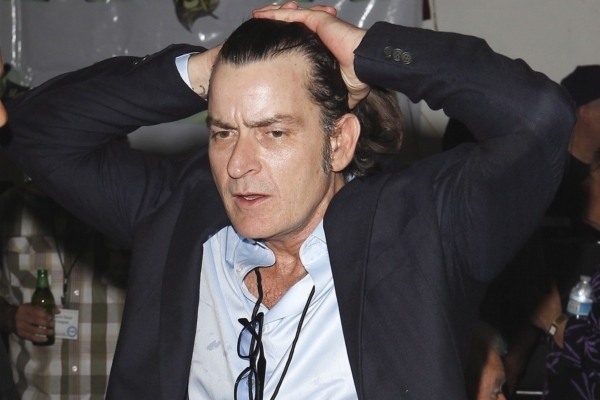 Herec Charlie Sheen.