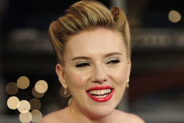 Scarlett Johanssonová. Scarlett Johanssonová.