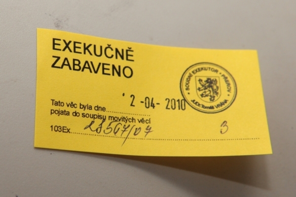 Loni bylo v Česku nařízeno přes sedm set tisíc exekucí. 