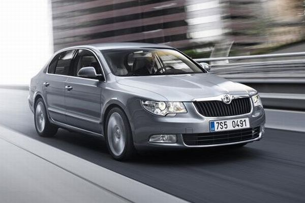 Škoda Superb je jasným českým lídrem ve střední třídě. 