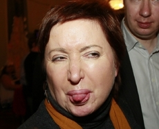 Aktivistka Olga Romanovová prostořekost Němcovovi neodpustila.