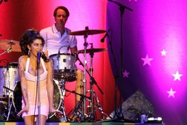 Zpěvačka Amy Winehouseová.